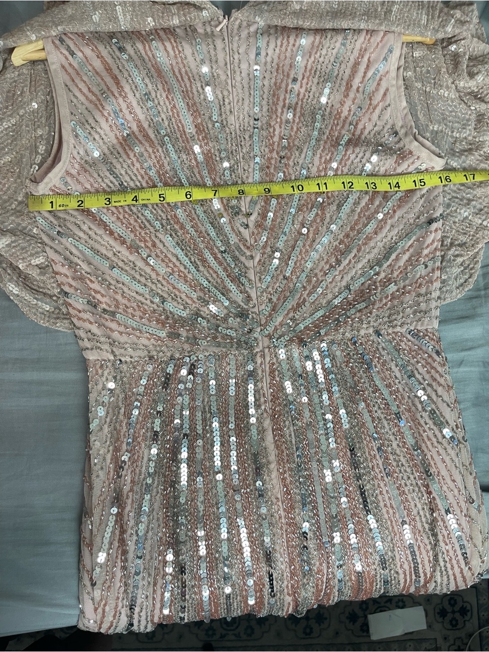 NWT Mac Duggal 93583 Pink Sequined V Neck Cape Sleeve Column Gown Size 4 - Picture 4 of 11